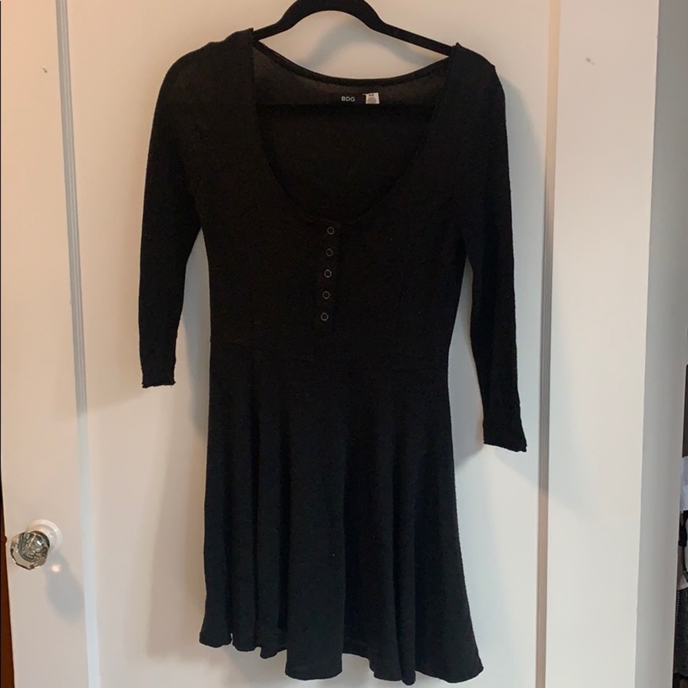 Mid sleeve skater dress